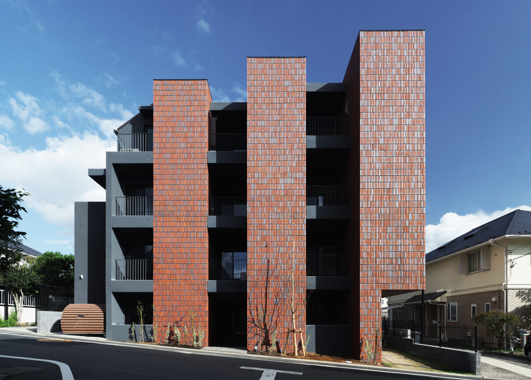 @収集家 世田谷区砧の集合住宅 – A+Sa | Araki+Sasaki architects